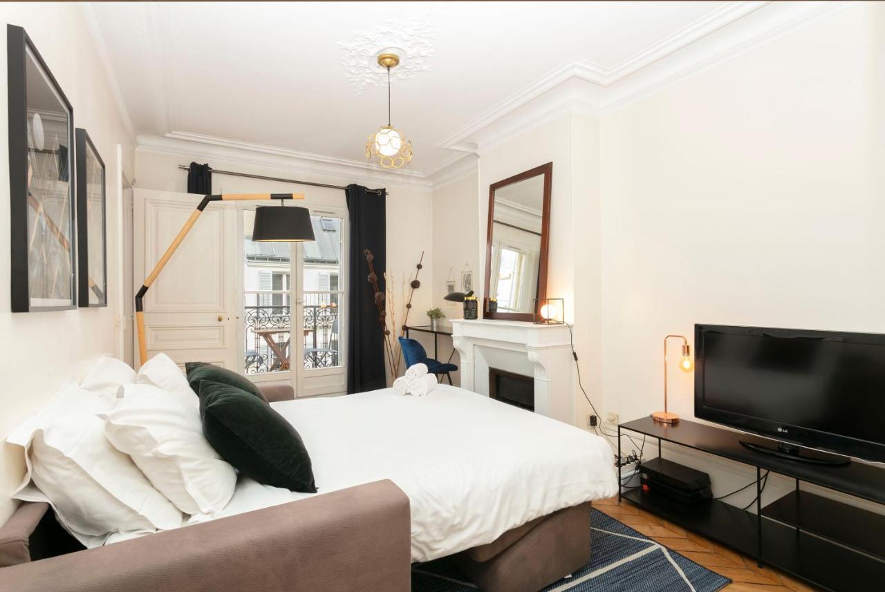 Latin Quarter With Balcony - Cityapartmentstay Paris Exterior foto